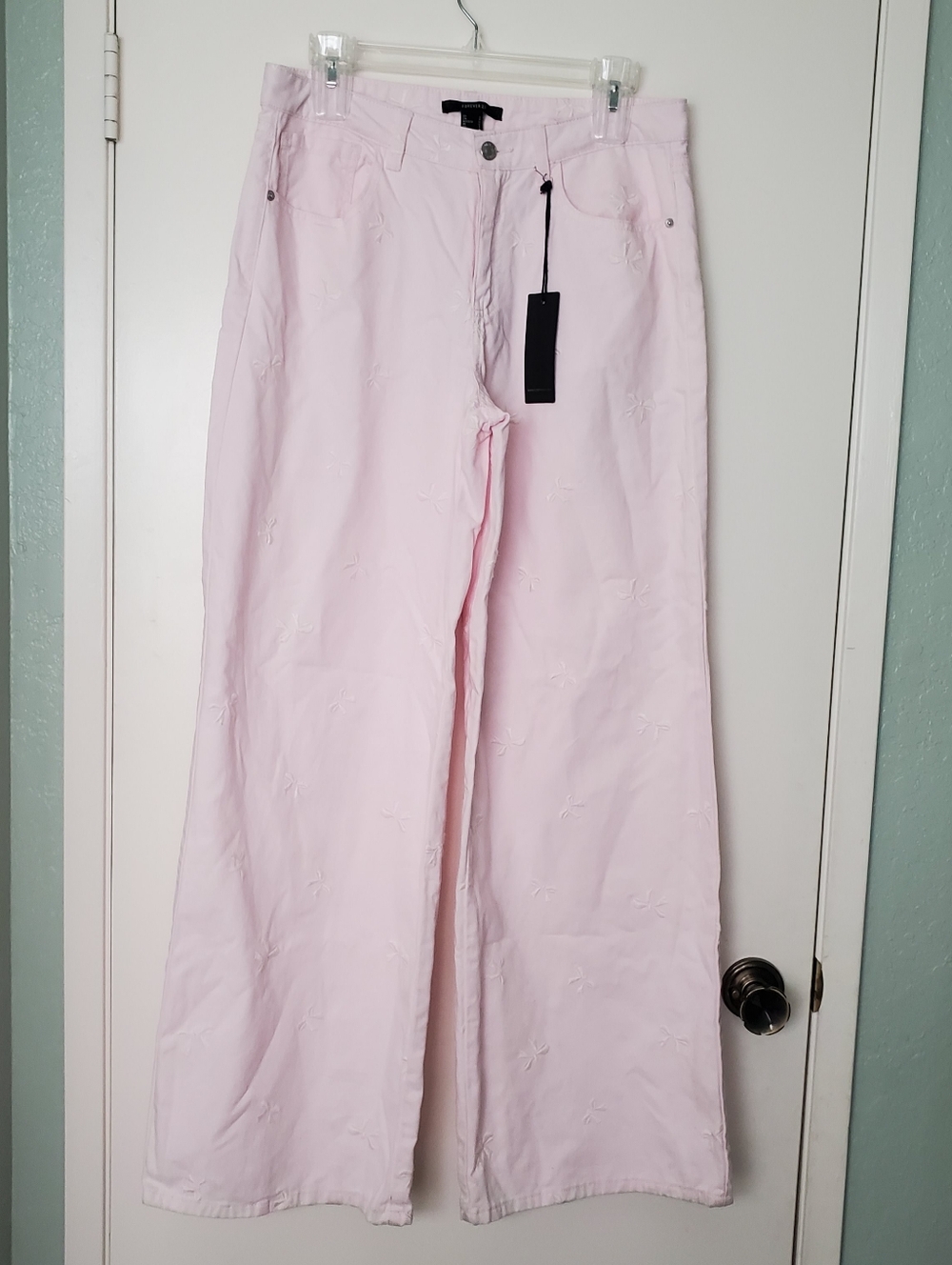 Forever 21 Women's Pink w/embroidered All-over Bows Wide Leg Denim Jeans Lg NWT